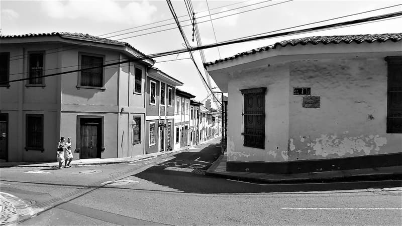 Casas frente a frente, Fotografía de Chalo Rojas